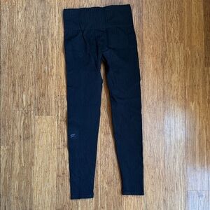 Black Women’s Fabletics seamless Leggings small